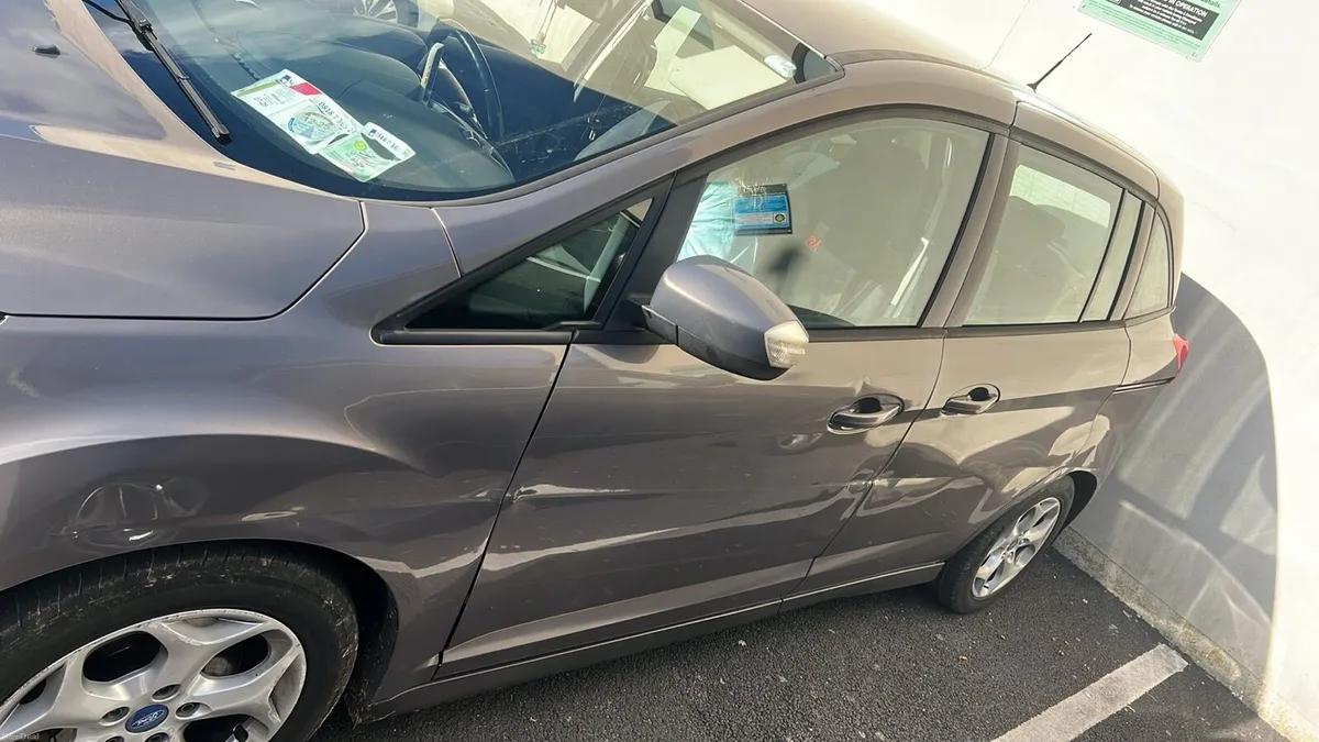 Car - Image 1