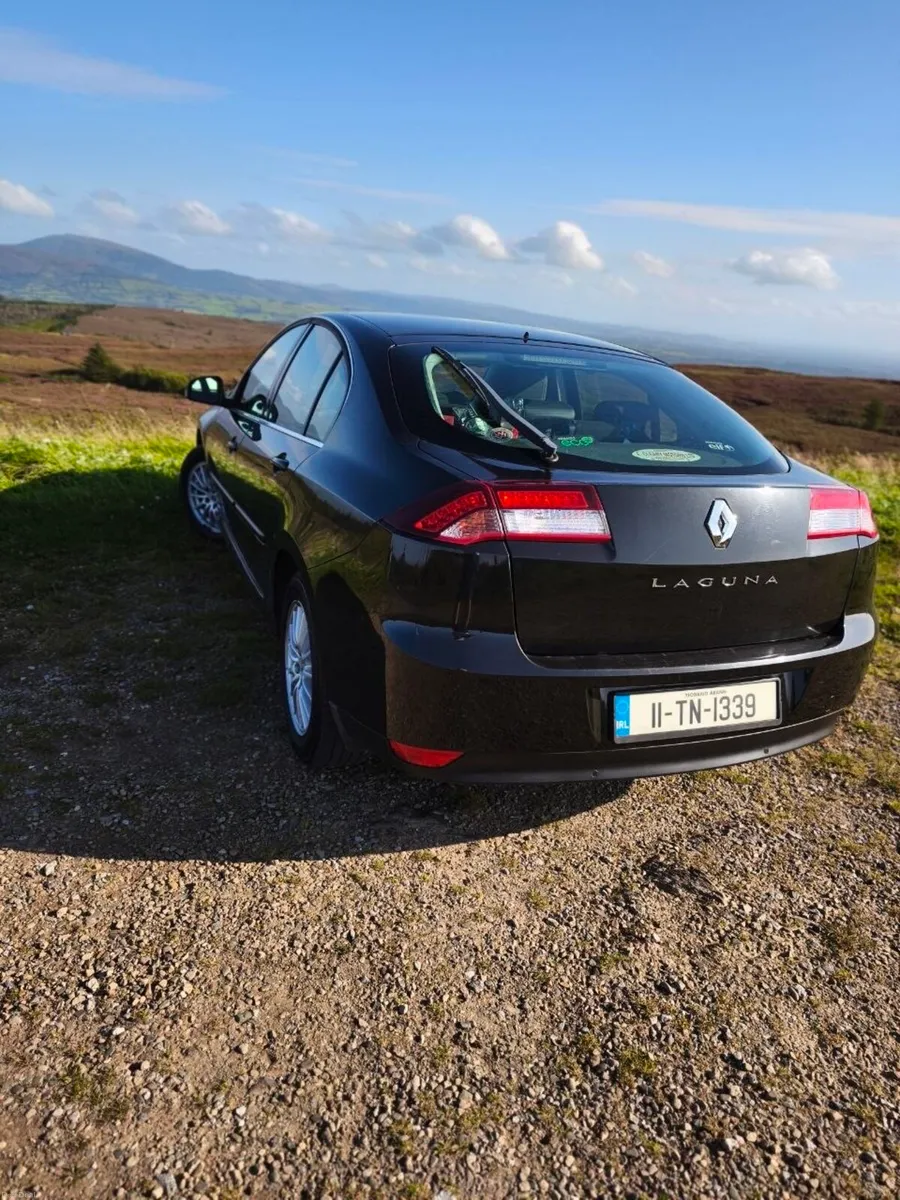 Car - Image 3
