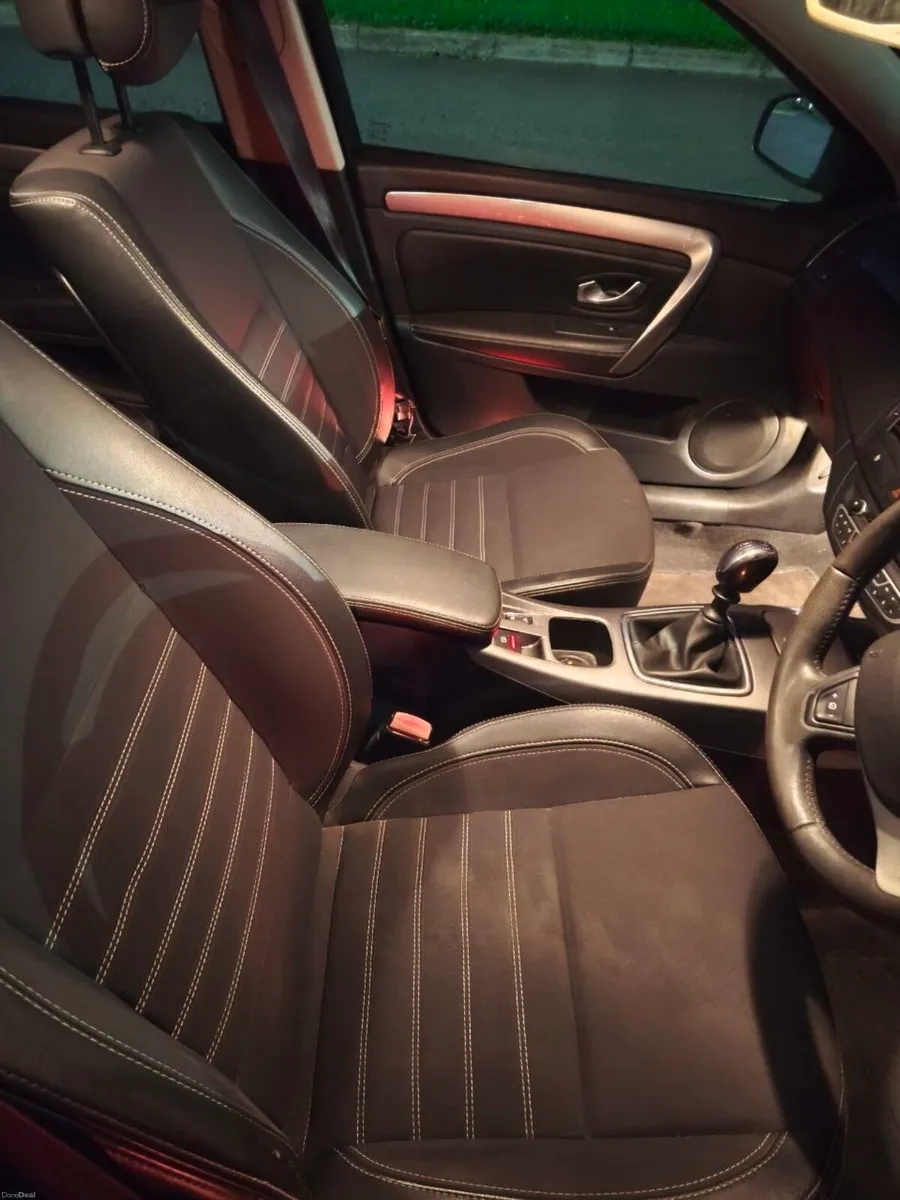Car - Image 5