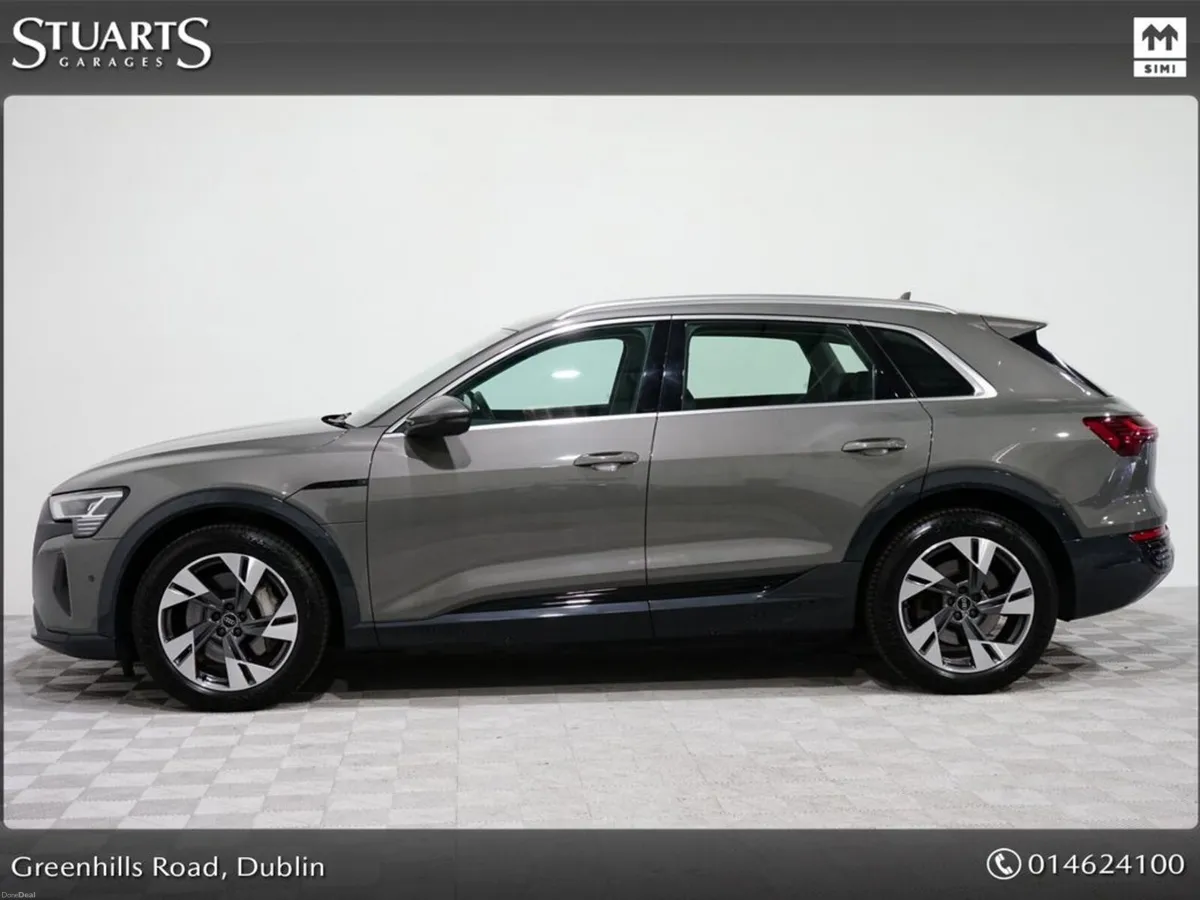 Audi Q8 e-tron Q8 50 E-TRON QUATTRO SPORT: CHRONOS - Image 6