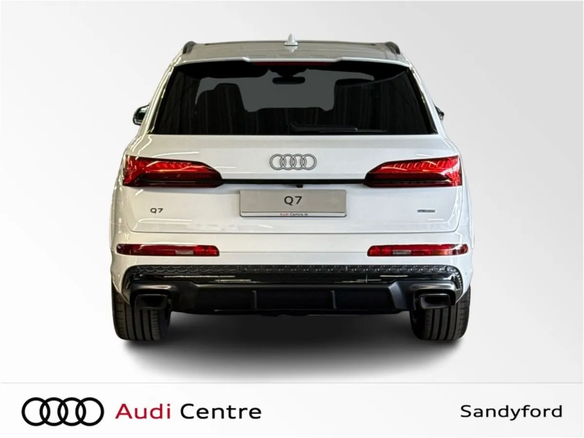 Audi Q7 55 TFSIE Q S LINE 290KW - Image 4
