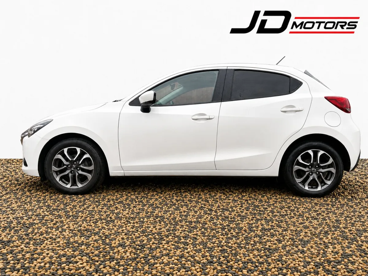 2016 MAZDA 2 EXECUTIVE 1.5 PETROL - Image 3