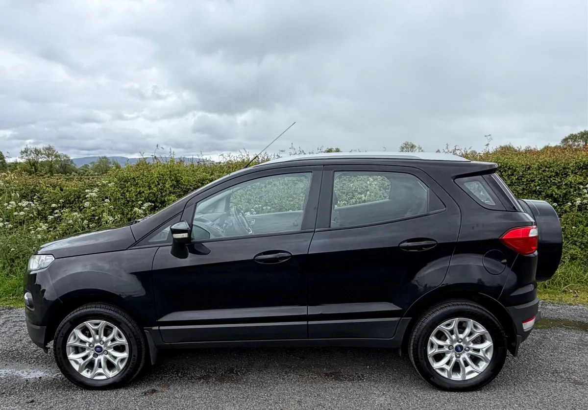 Ford EcoSport 1.5Tdci Titanium 2014 - Image 4