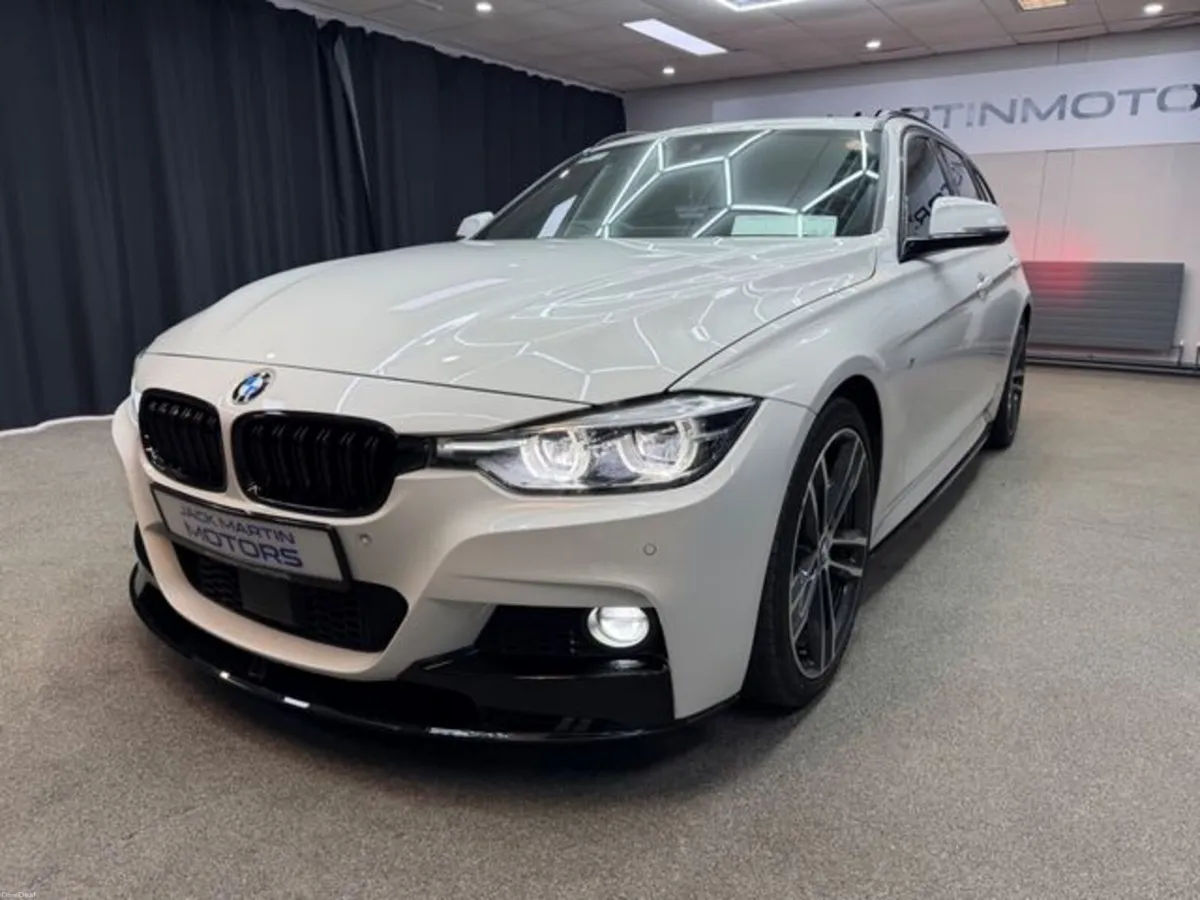 BMW 3-Series 320D Touring M Sport - Image 3