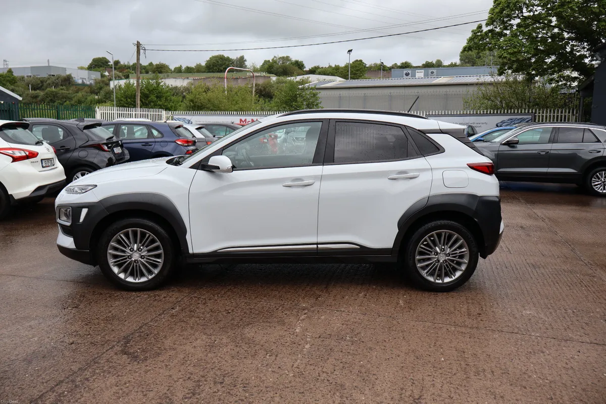 Hyundai KONA EXECUTIVE Great Spec 1 Owner! - Image 6