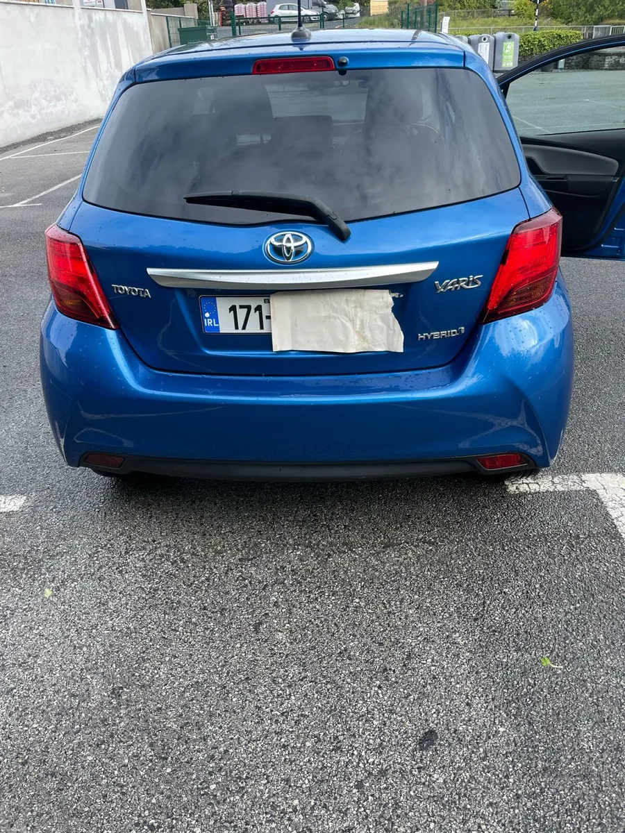 Toyota Yaris - Image 3