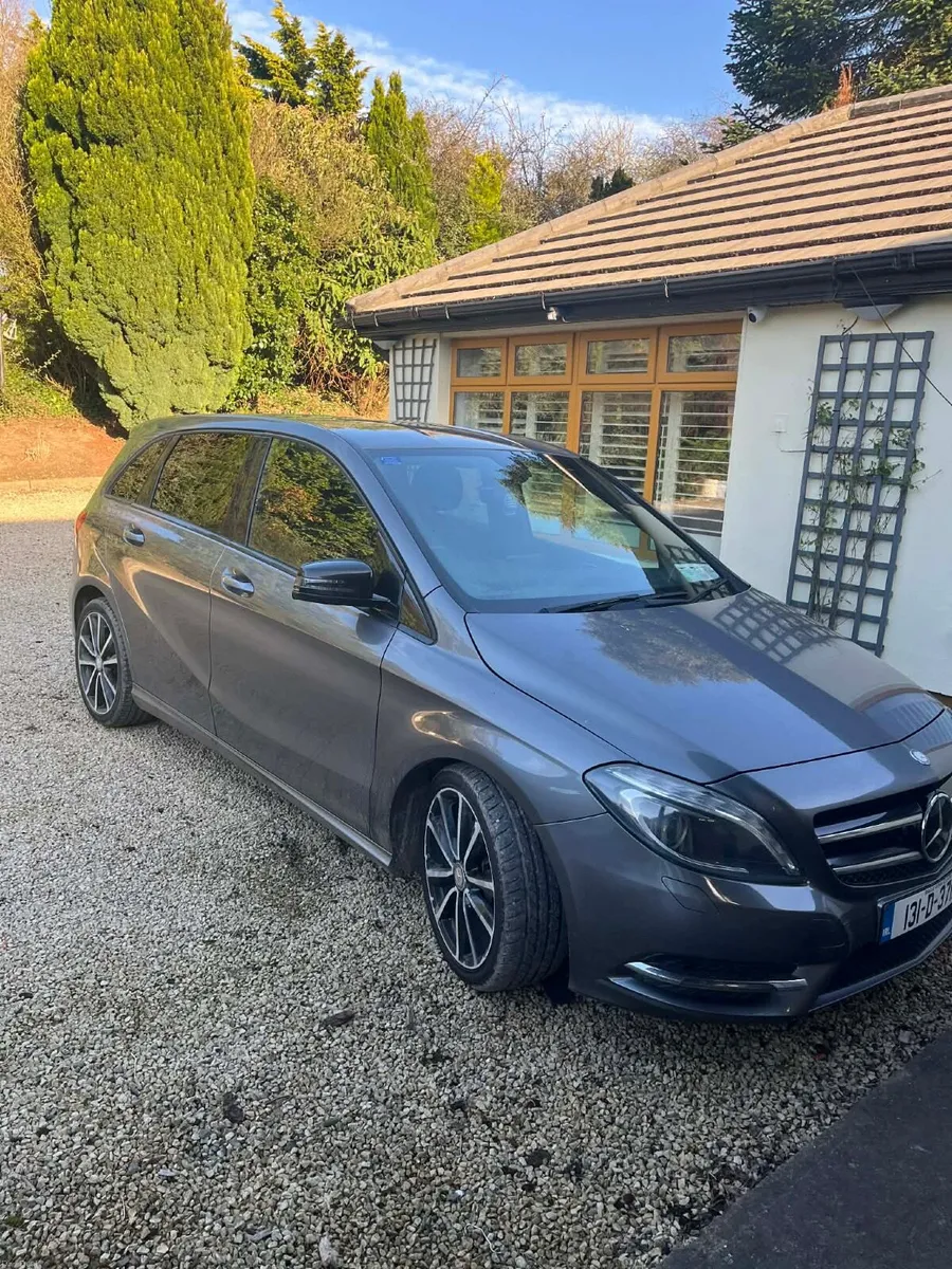 Mercedes-Benz B-Class 2013 - Image 2
