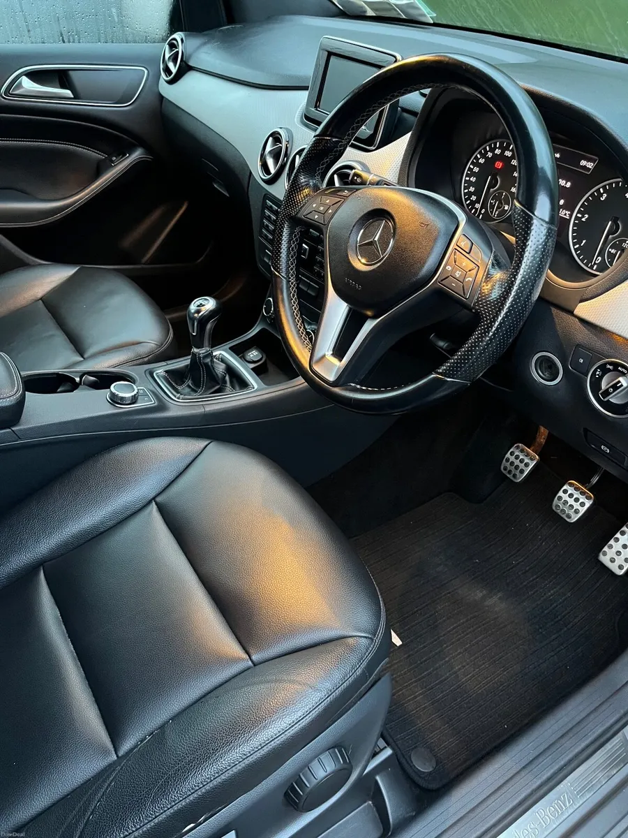 Mercedes-Benz B-Class 2013 - Image 6