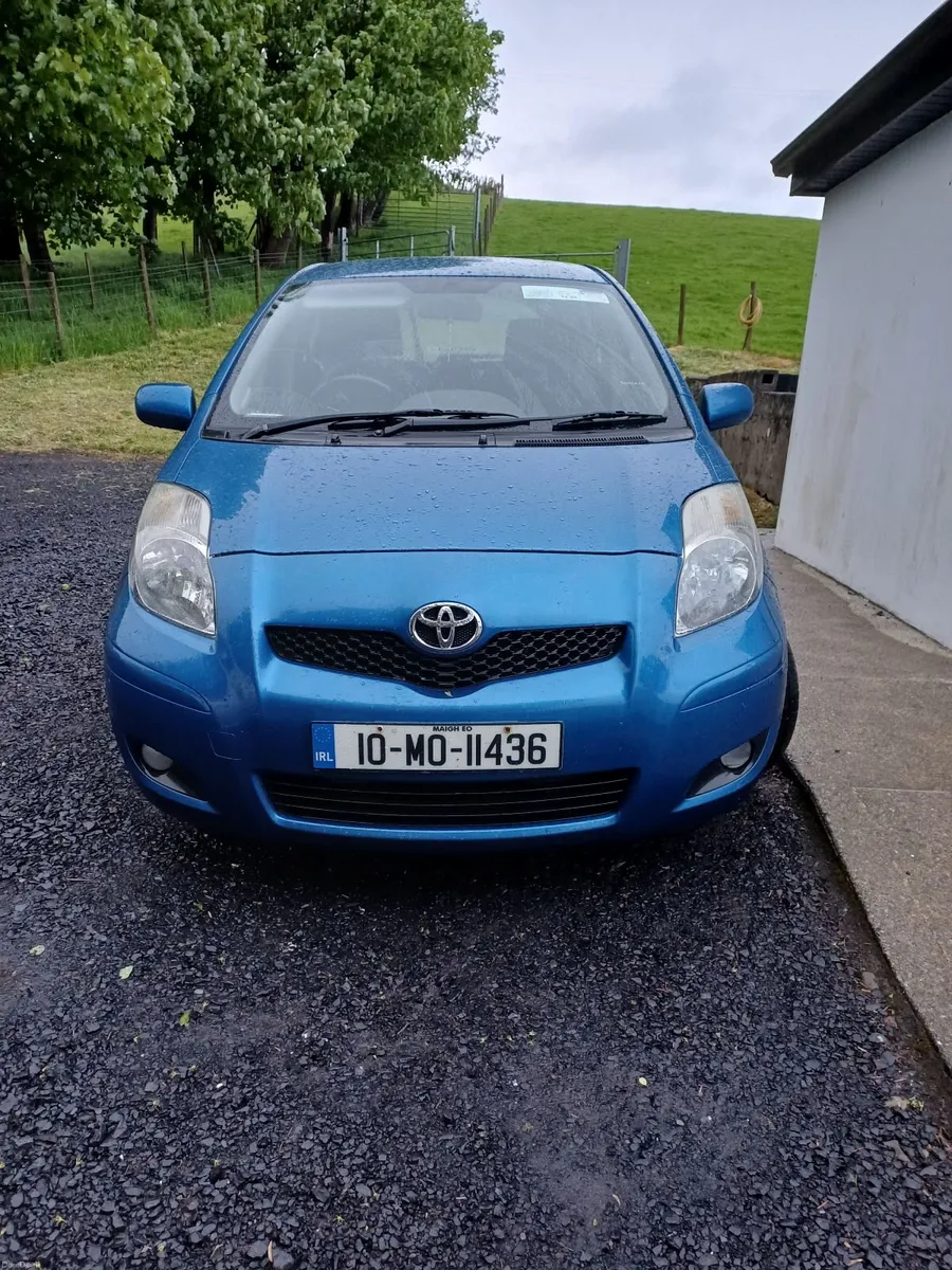 Toyota Yaris 2010 - Image 1