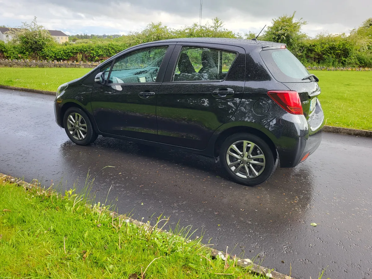 Toyota Yaris  1L PETROL LOW KMS - Image 4