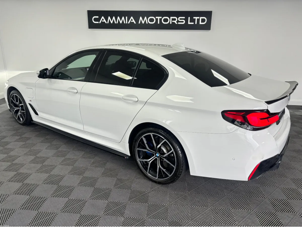 BMW 5-Series BMW 5 SERIES 530E PETROL PLUG IN HYBR - Image 6
