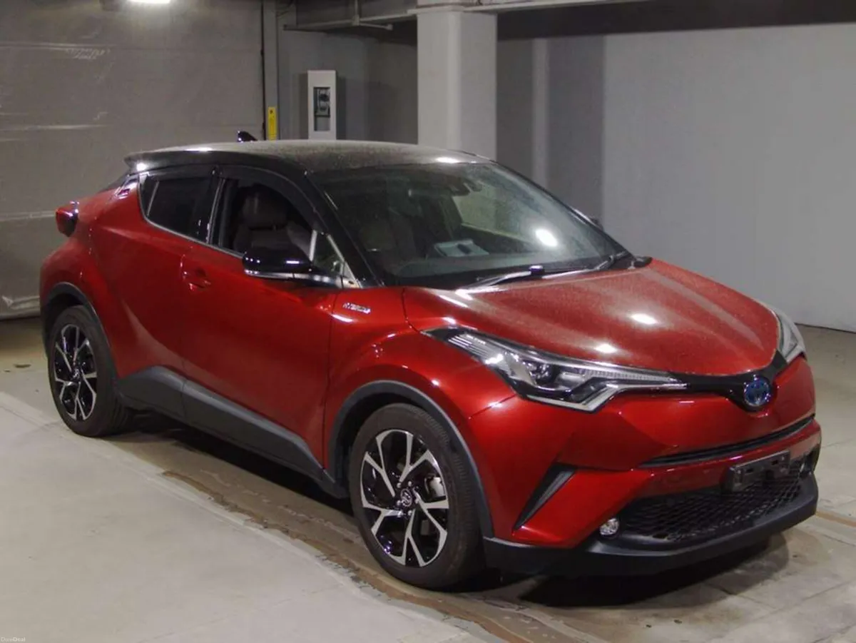 Toyota C-HR SOL HYBRID AUTOMATIC 1.8 PETROL //HIGH