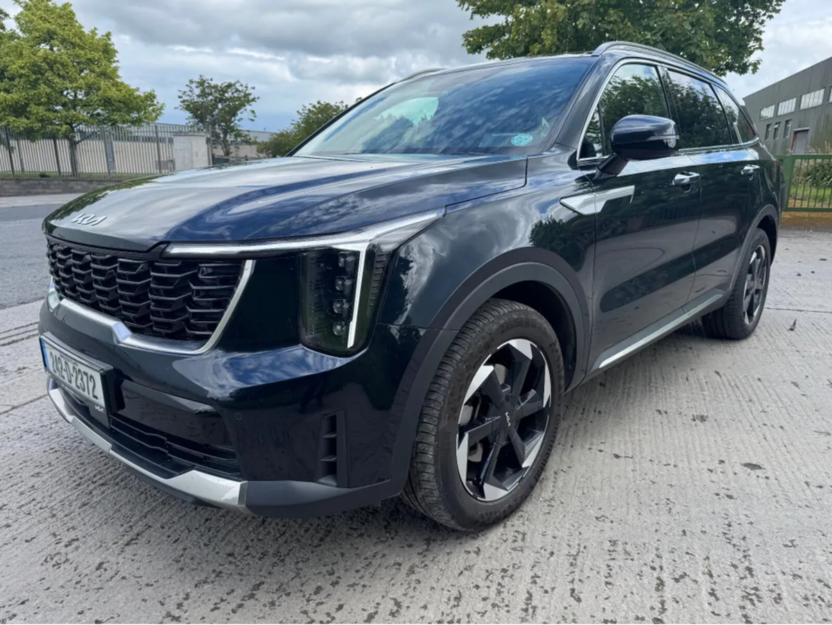 Kia Sorento PHEV PE 7S 4WD - Image 1