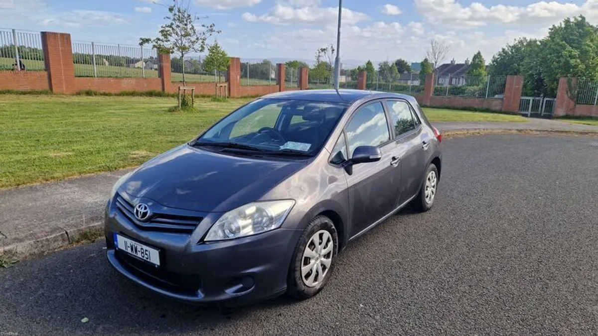 2011 Toyota Auris 1.4 diesel tax and new nct - Image 1
