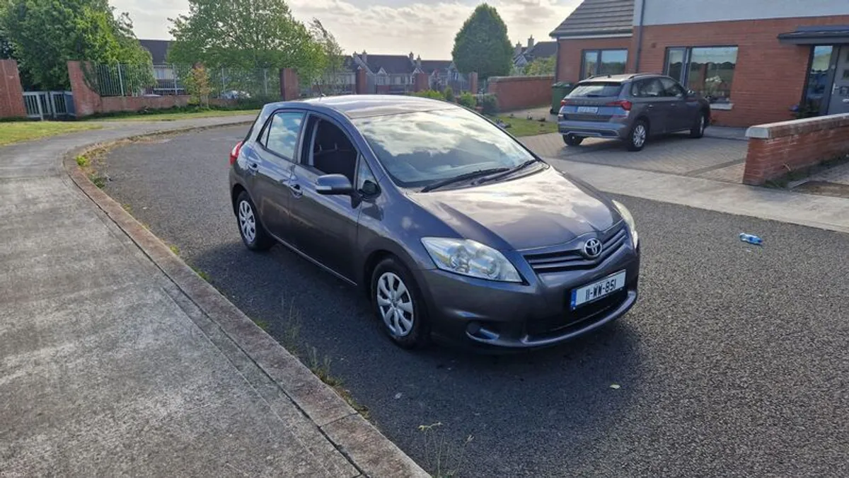 2011 Toyota Auris 1.4 diesel tax and new nct - Image 3