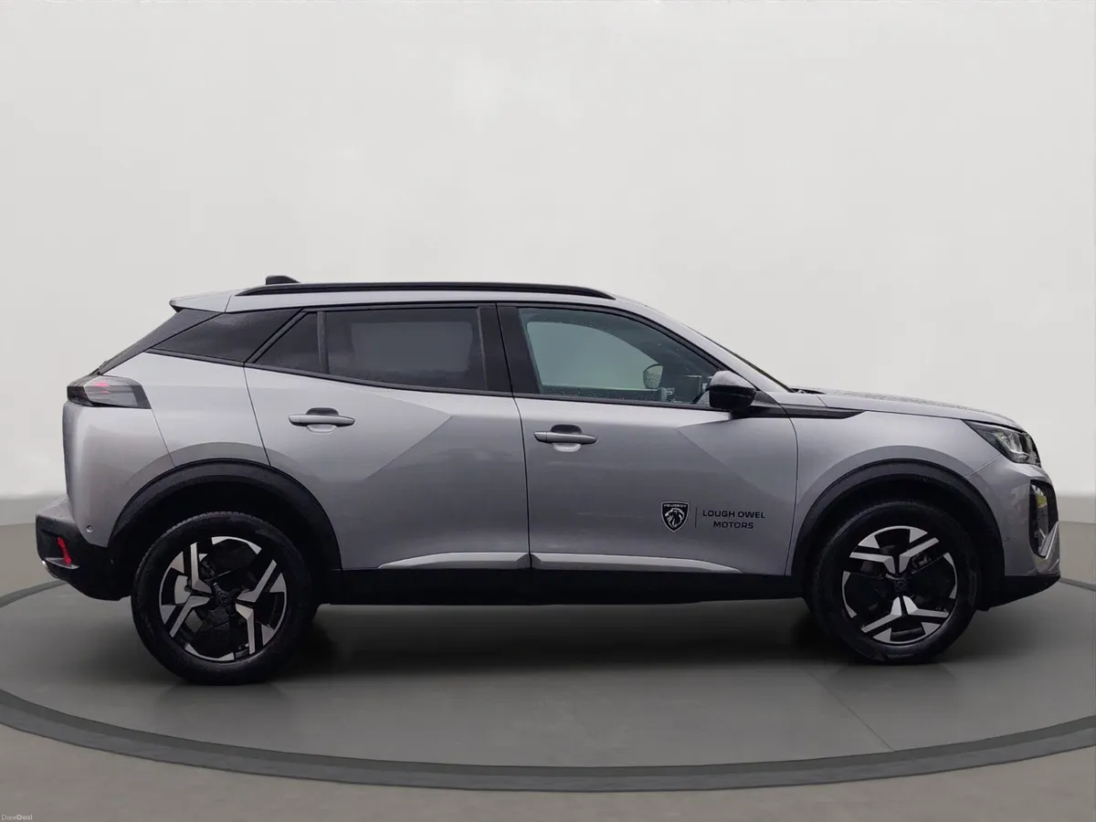 Peugeot 2008 Allure Hybrid 130bhp - Image 4
