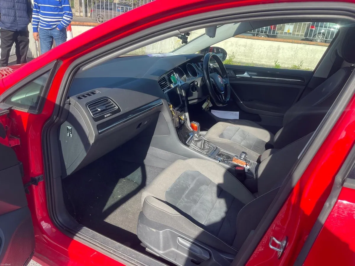 VW Golf 2013 Automatic 1.4 Petrol TSI - Image 4