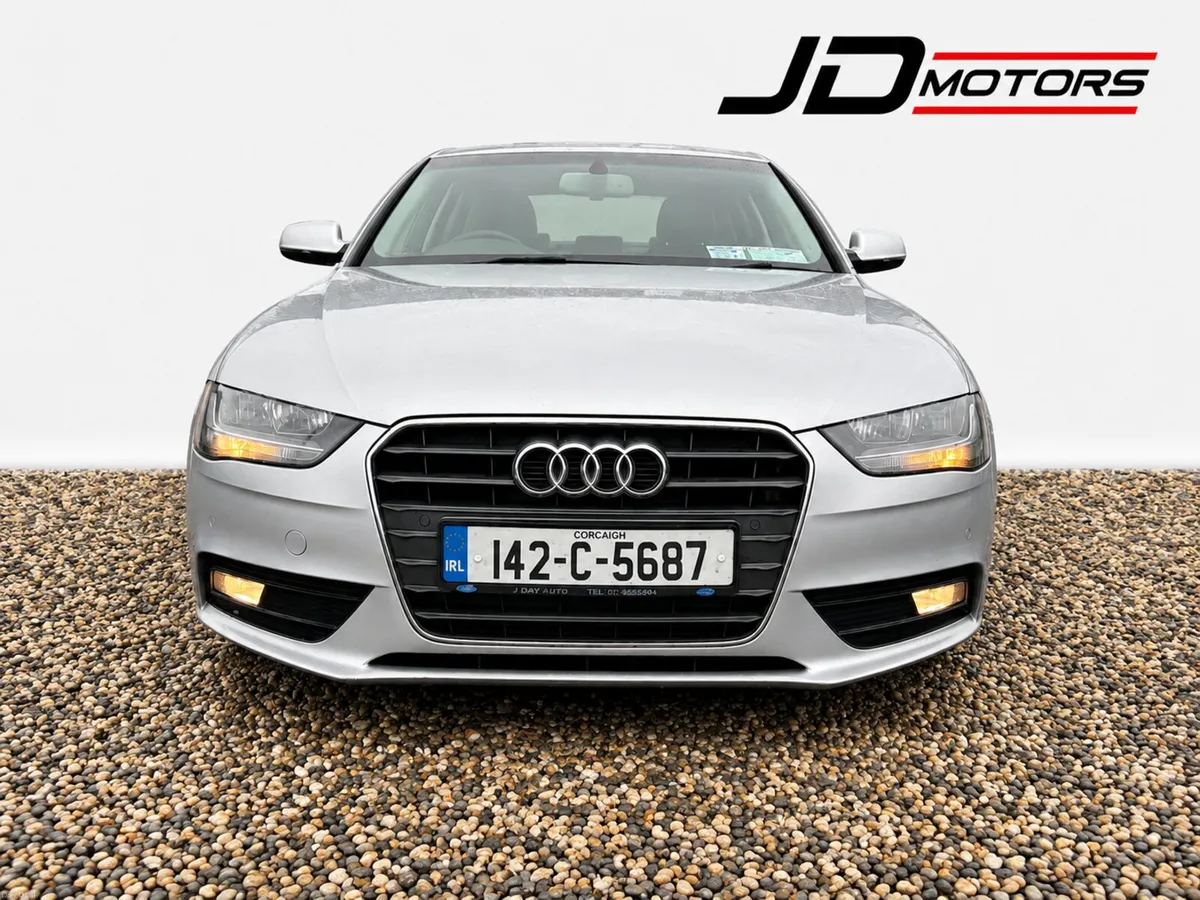 2014 AUDI A4 TECHNIK 2.0 TDI 136 BHP - Image 4