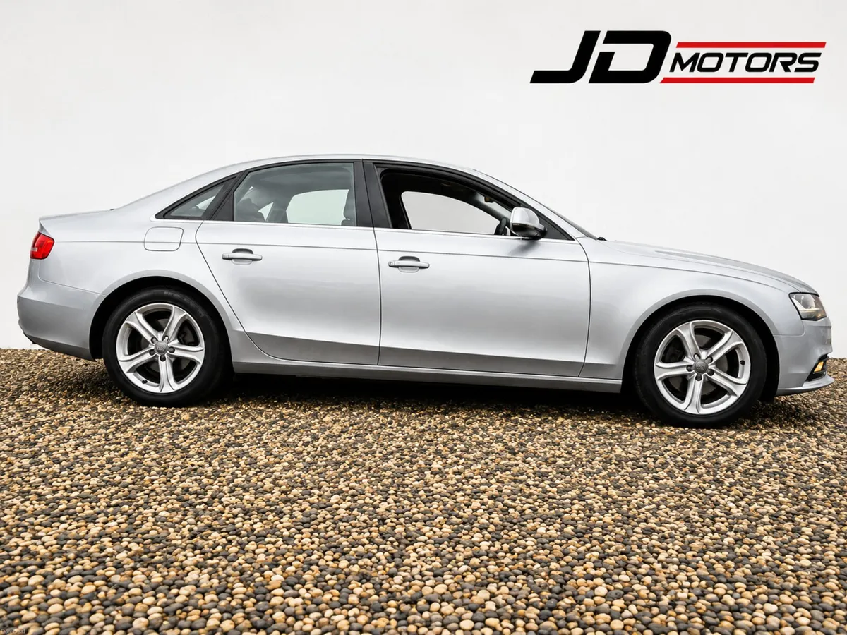 2014 AUDI A4 TECHNIK 2.0 TDI 136 BHP - Image 2