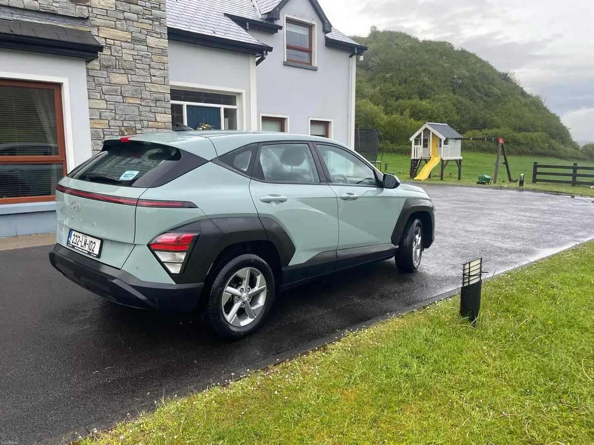 2023 Hyundai Kona - Image 3