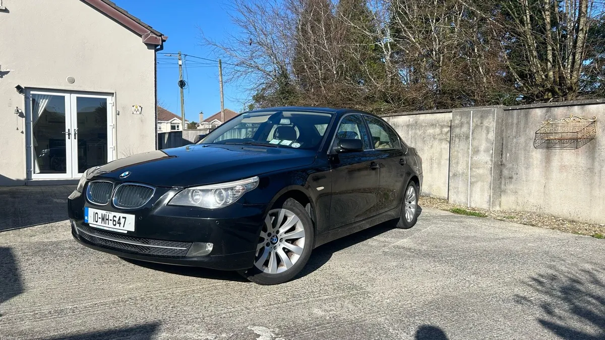 BMW 520D - Image 1