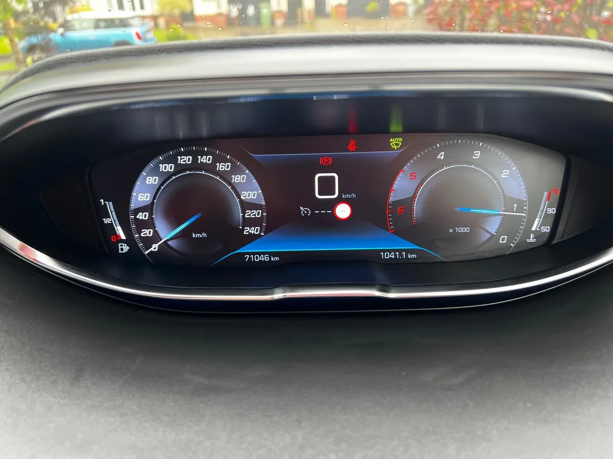 Peugeot 3008 2020 - Image 3