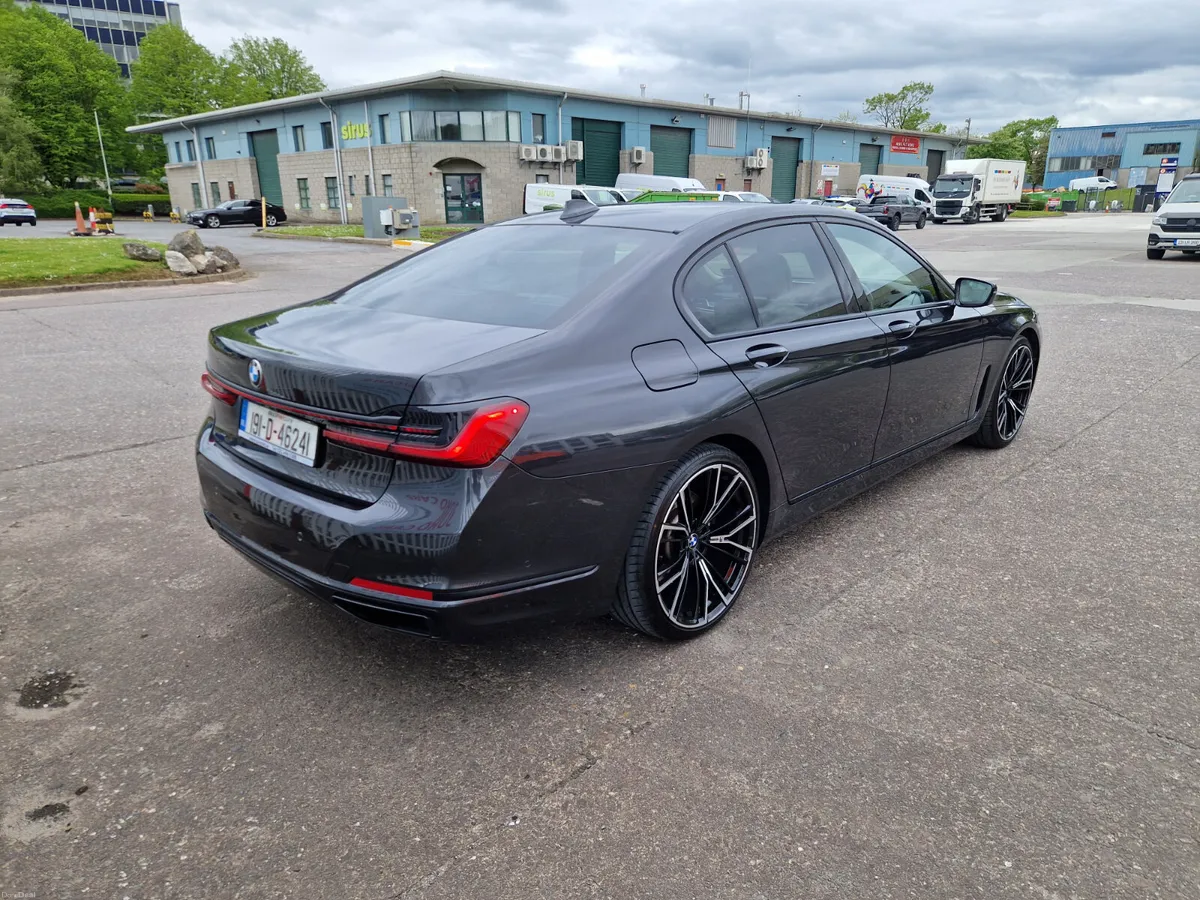 Bmw 7 Series 730D 3.0 Diesel LCI Saloon - Image 6