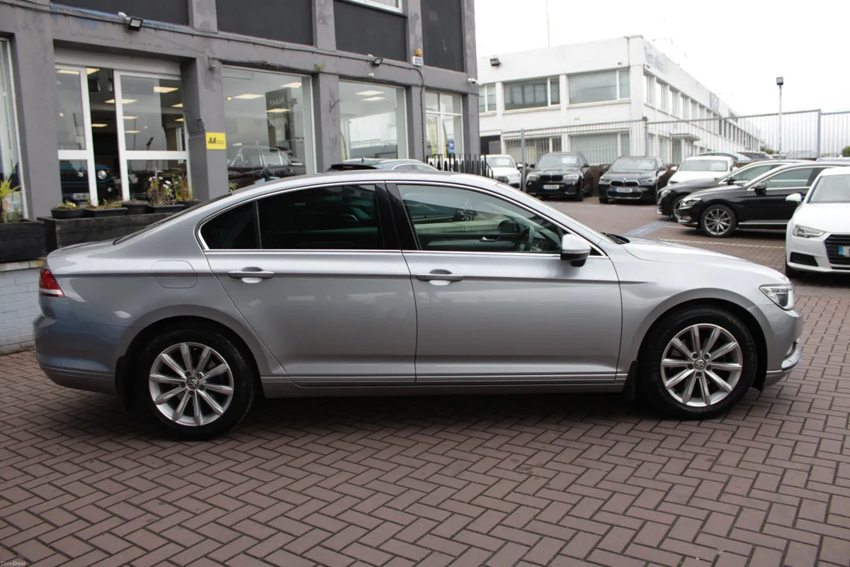 2019 VOLKSWAGEN PASSAT 2.0 TDI 150HP COMFORTLINE - Image 3
