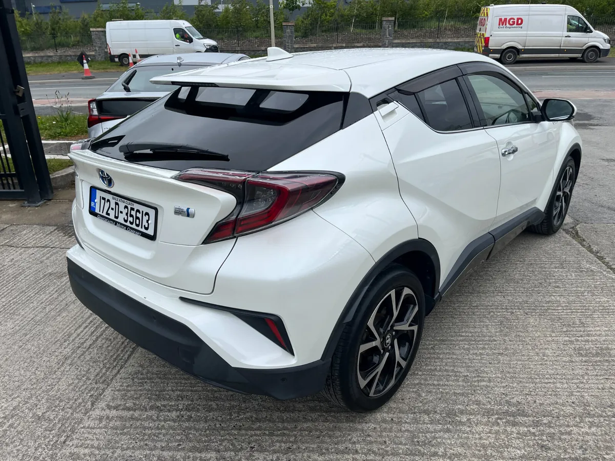TOYOTA C-HR 2017, 1.8 HYBRID AUTO LOW KM HIGH SPEC - Image 6