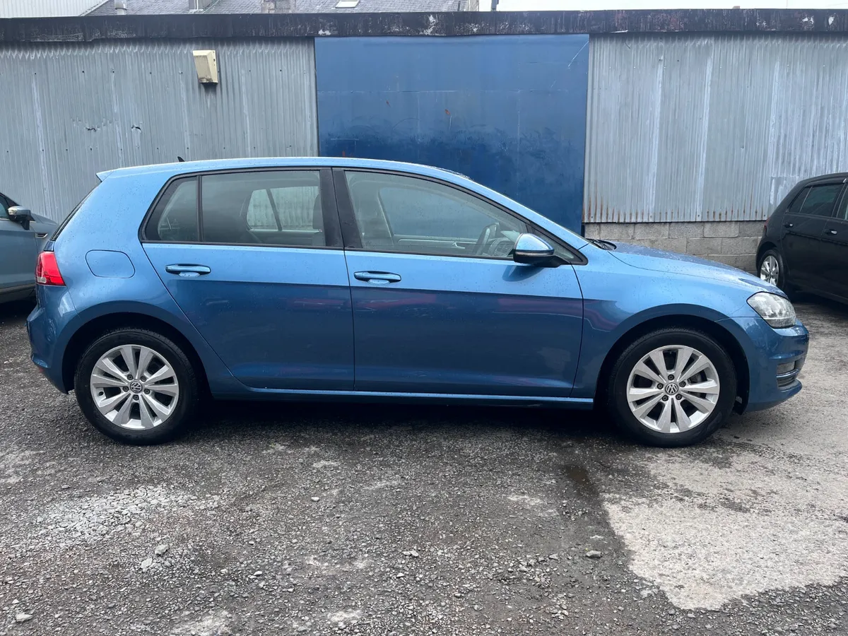 2015 VOLKSWAGEN GOLF COMFORTLINE AUTOMATIC - Image 2