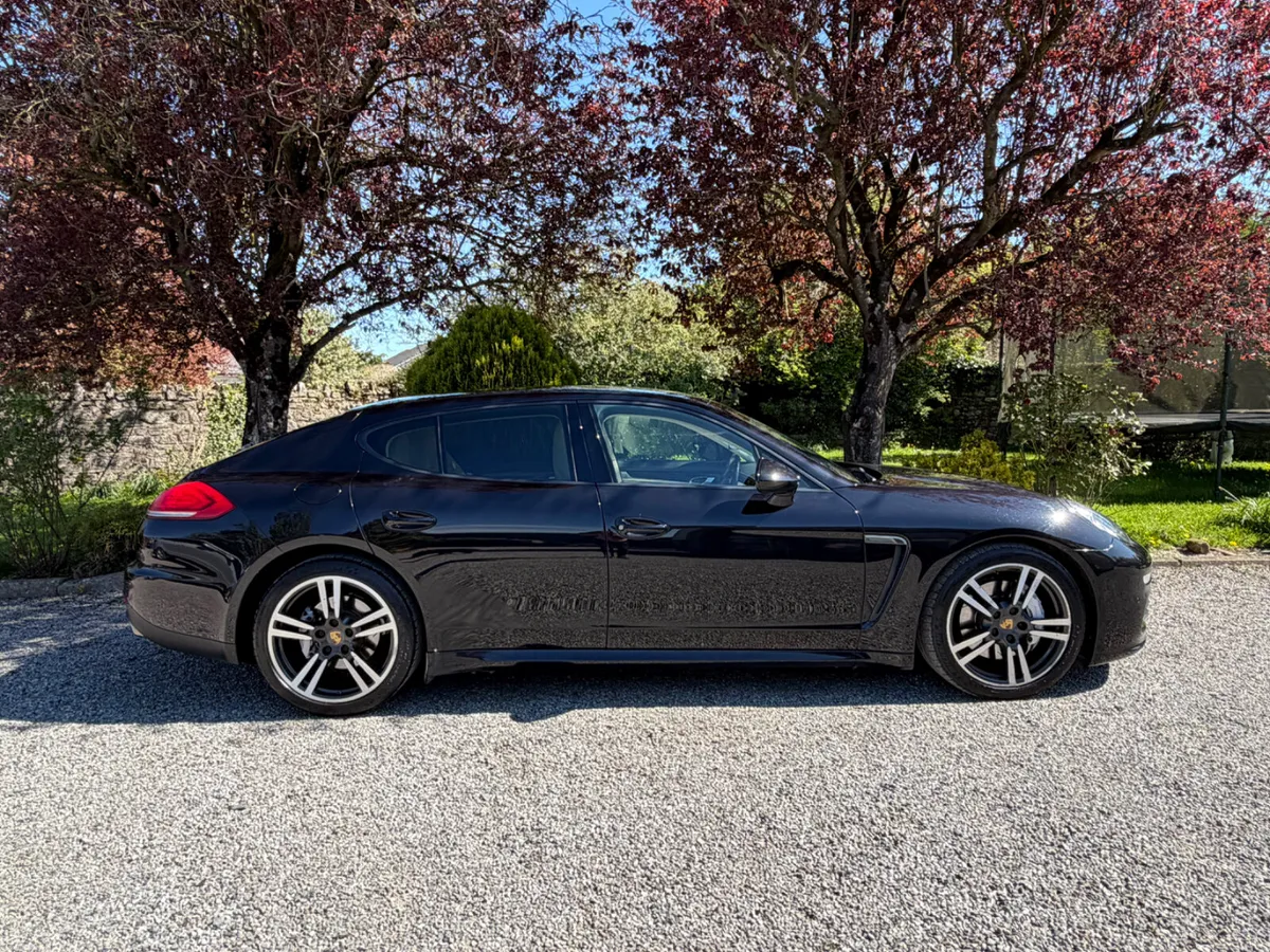 Porsche Panamera 2015 - Image 3