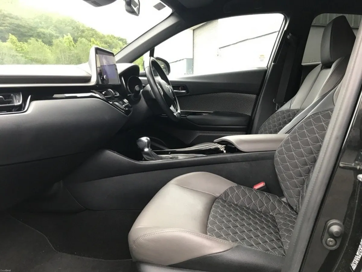 Toyota C-HR HYBRID SOL - GRANDONS - Image 6