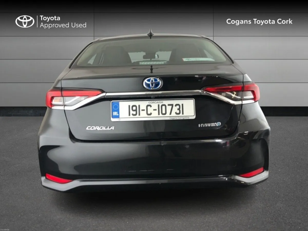 Toyota Corolla COROLLA HYBRID LUNA SAL - Image 4