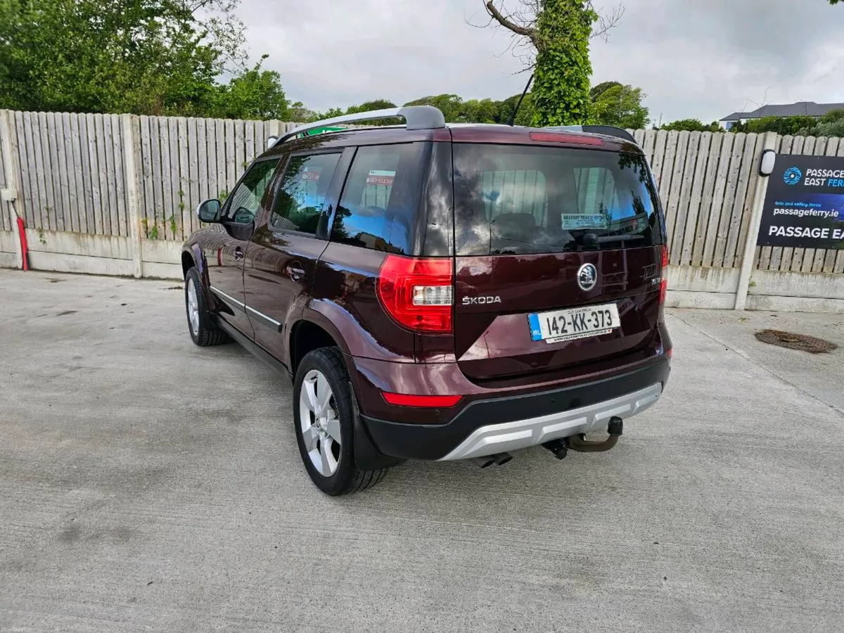 SKODA YETI 2014 VERY LOW MILEAGE - Image 4