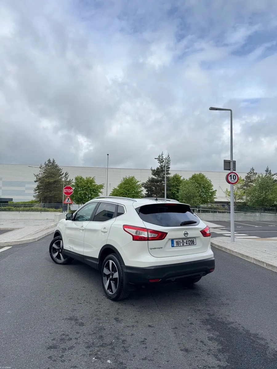 Nissan Qashqai Premium 1.2 Petrol | Auto | New NCT - Image 4