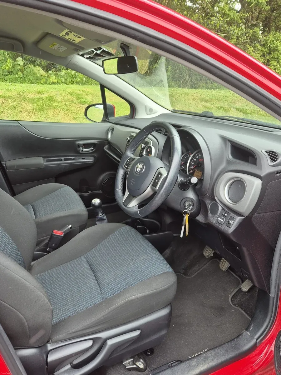 Toyota Yaris 2014 - Image 3