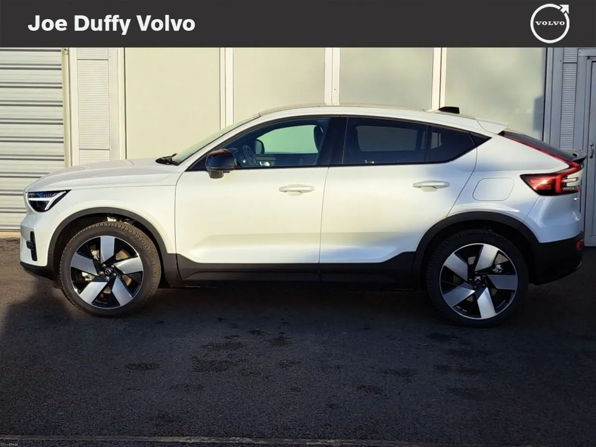 Volvo C40 Recharge Single Motor Electric Plus - Image 3