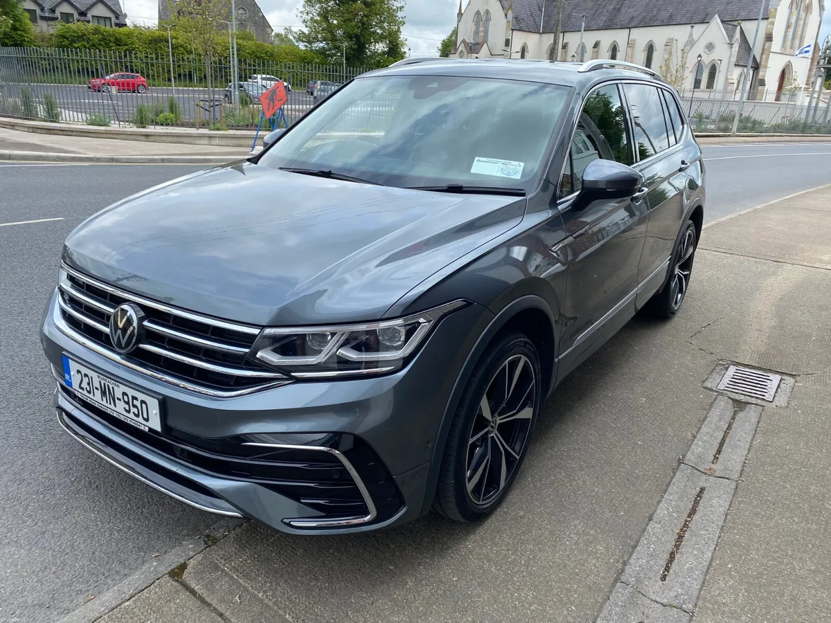 Volkswagen Tiguan ALLSPACE 4Motion R-Line 2023 - Image 2