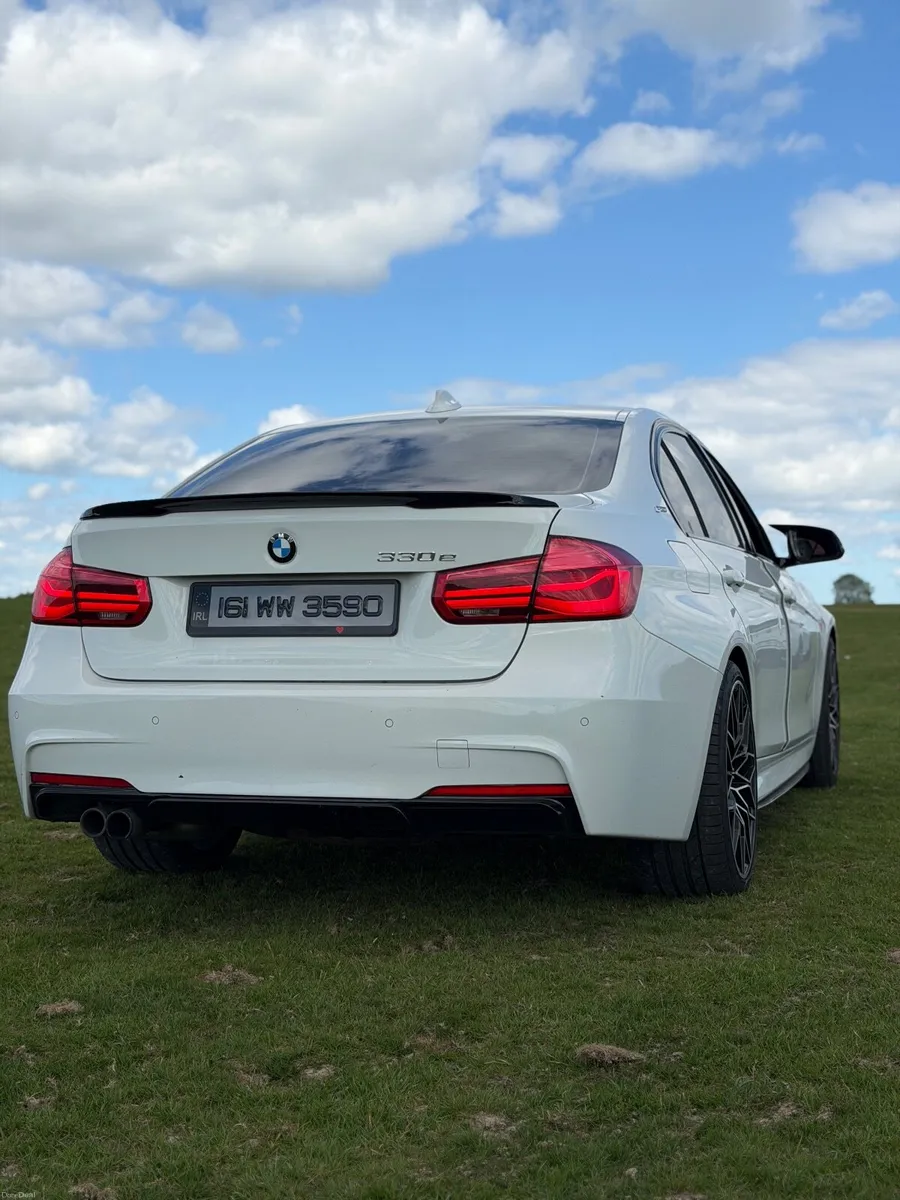 BMW 3-Series 2016 - Image 4