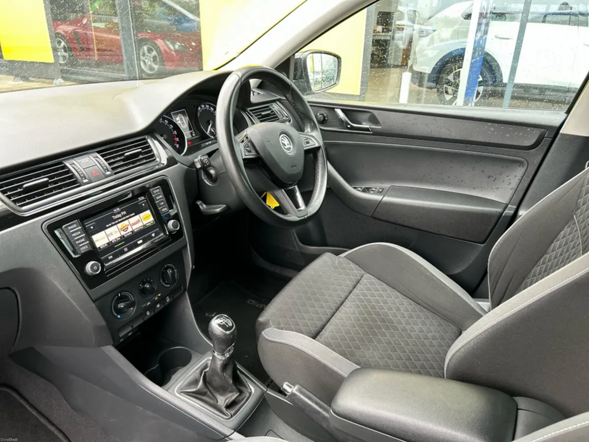 Skoda Rapid SPORT 1.4 TDI 90HP 4DR - Image 3