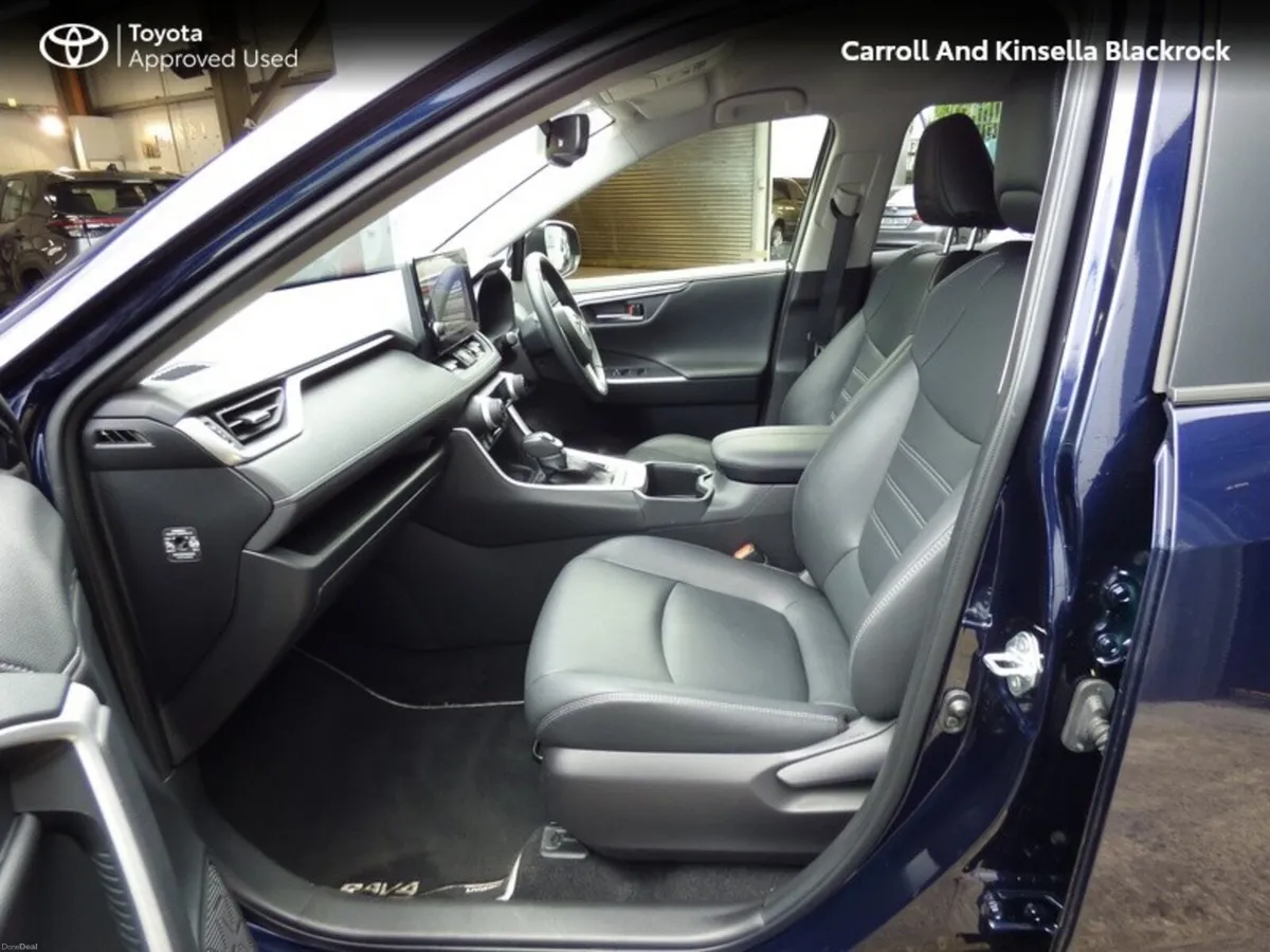 Toyota RAV4 Hybrid Sol - Image 6