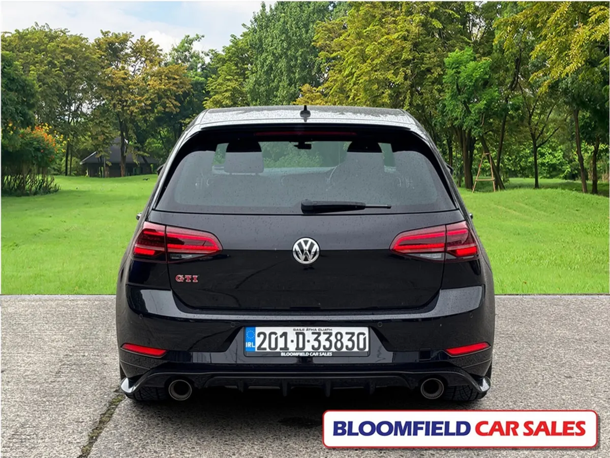 Volkswagen Golf TCR 2.0 292BHP, RARE TRIPLE BLACK - Image 6