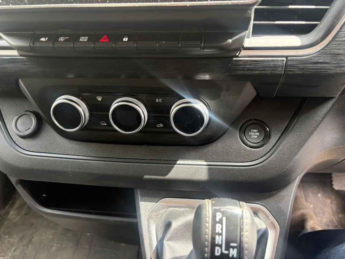 2025 Renault Traffic 2.0L Diesel 170 HP - Image 5