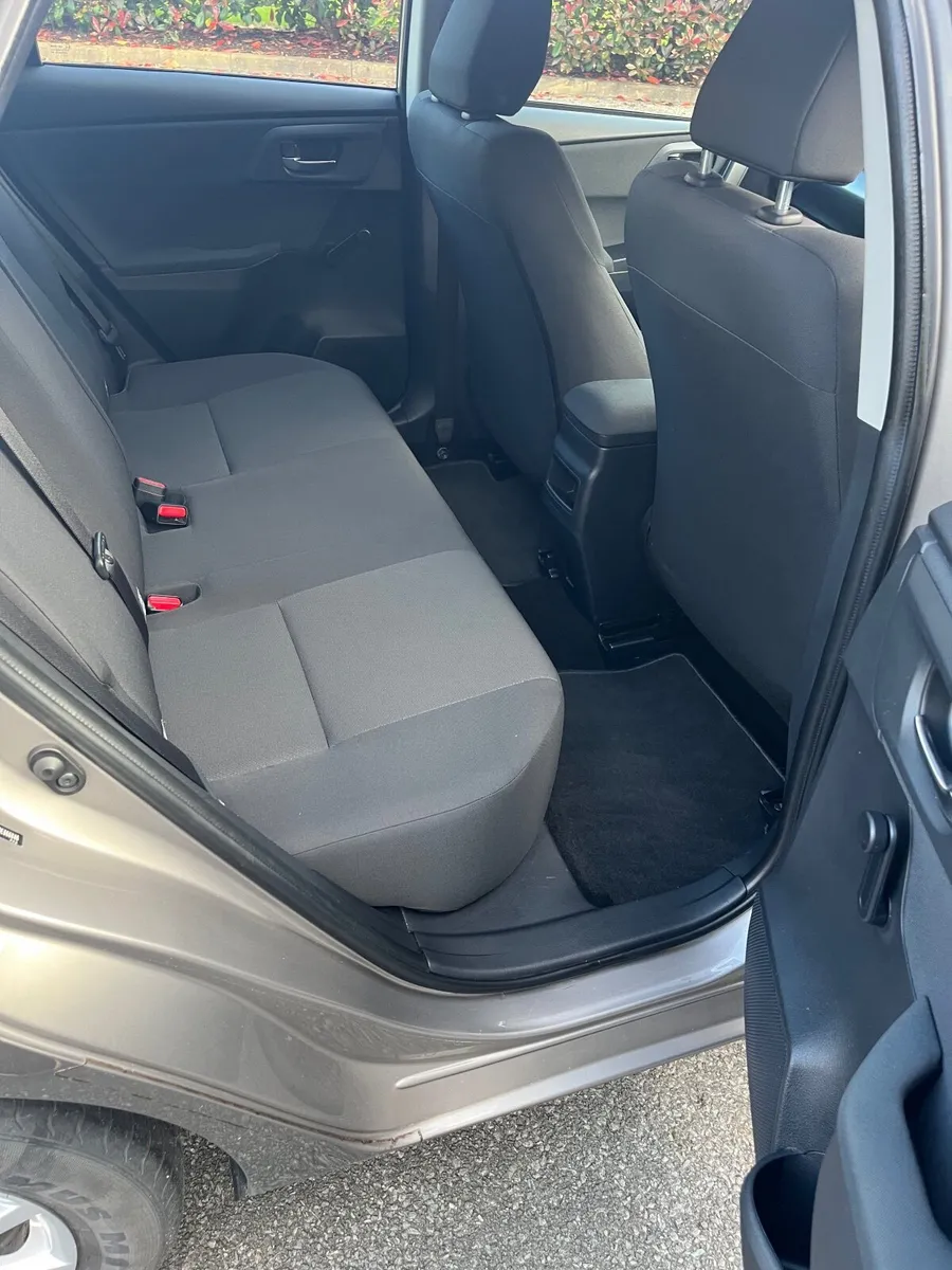 Toyota Auris 2016 - Image 4