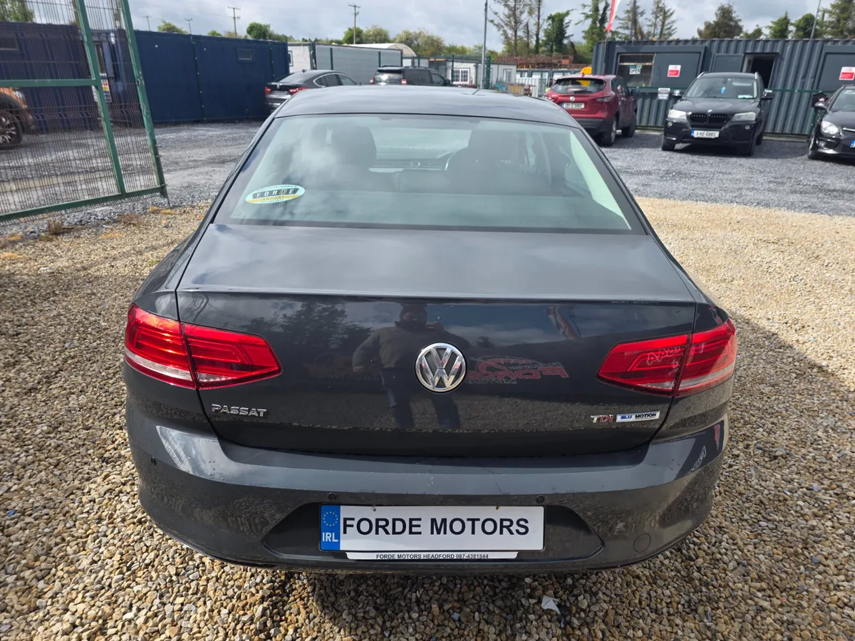 Volkswagen Passat Automatic 2016 - Image 5