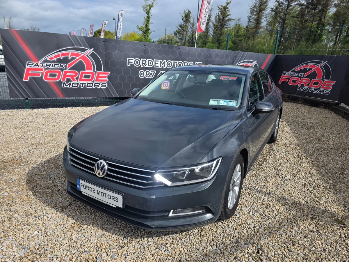 Volkswagen Passat Automatic 2016 - Image 2