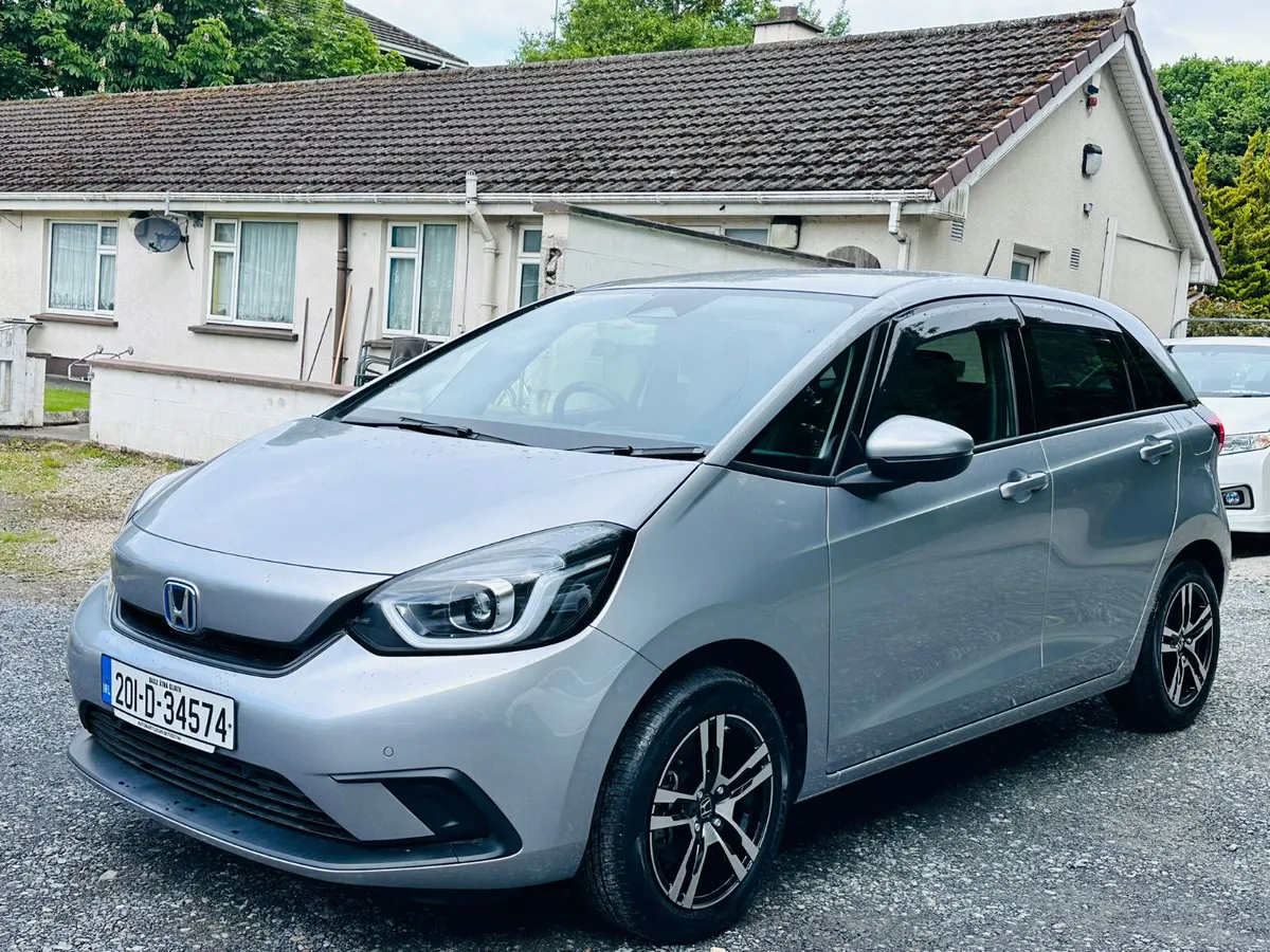 HONDA FIT 2020 TOPSPECS 56,000 KM ONLY - Image 4