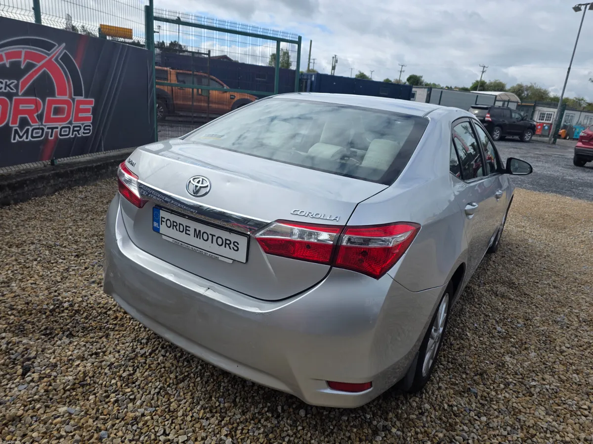 Toyota Corolla 2014 - Image 4