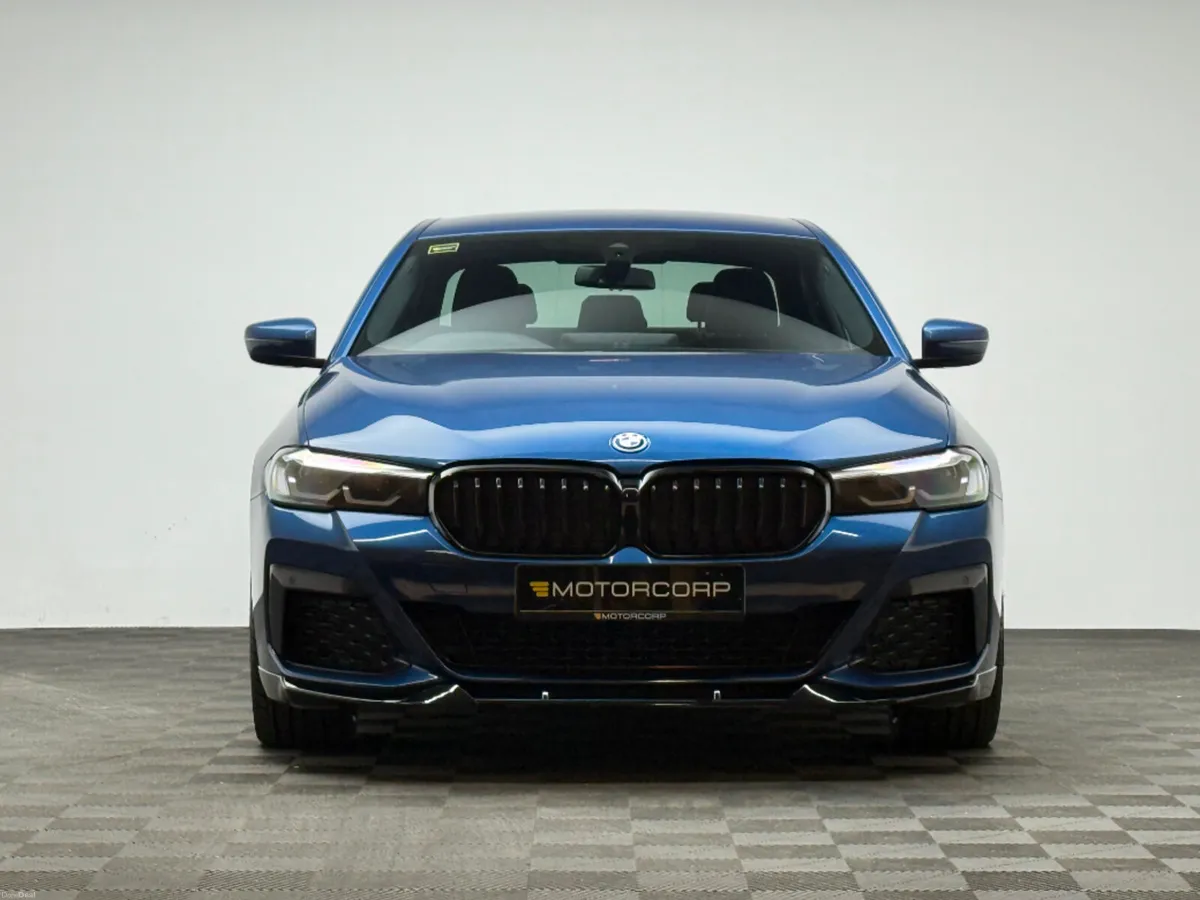 BMW 5-Series 530E M SPORT - Image 2