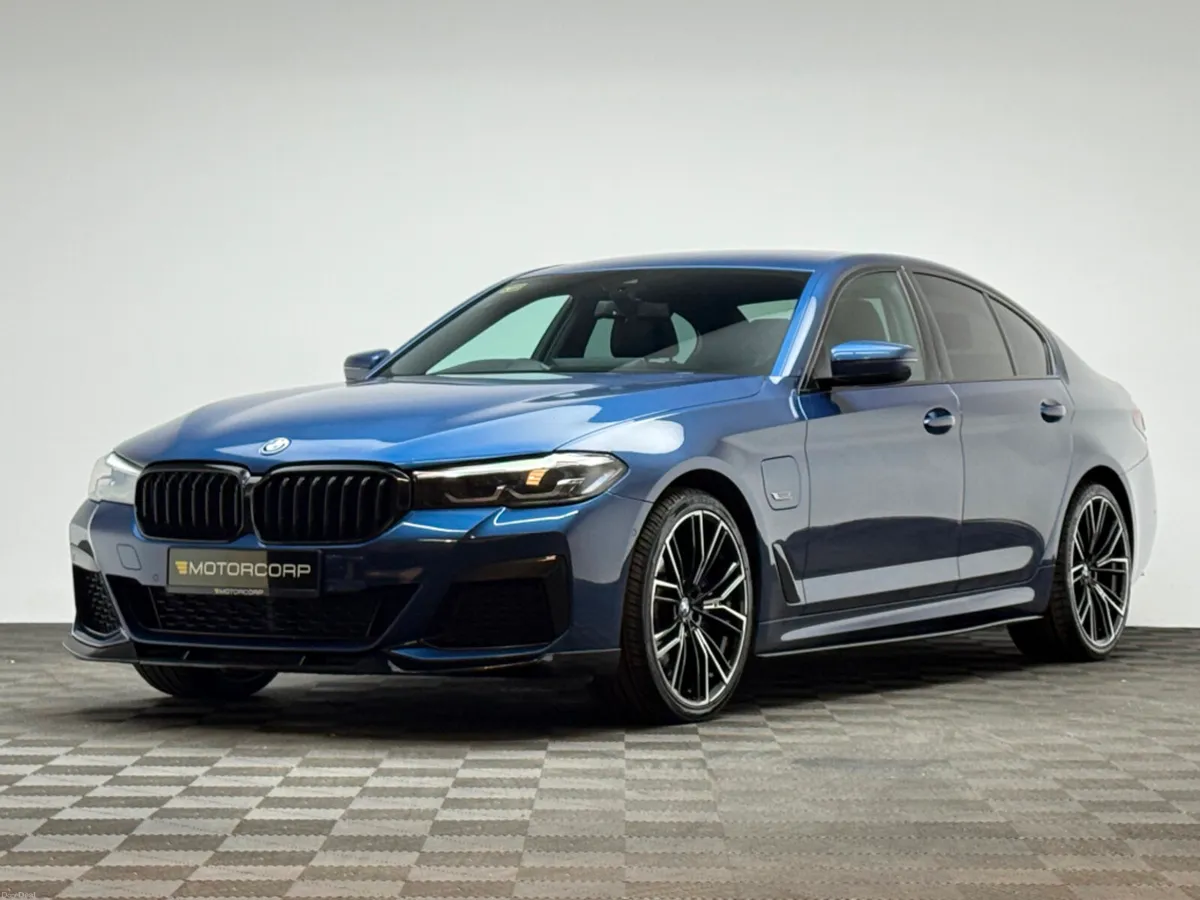BMW 5-Series 530E M SPORT - Image 3